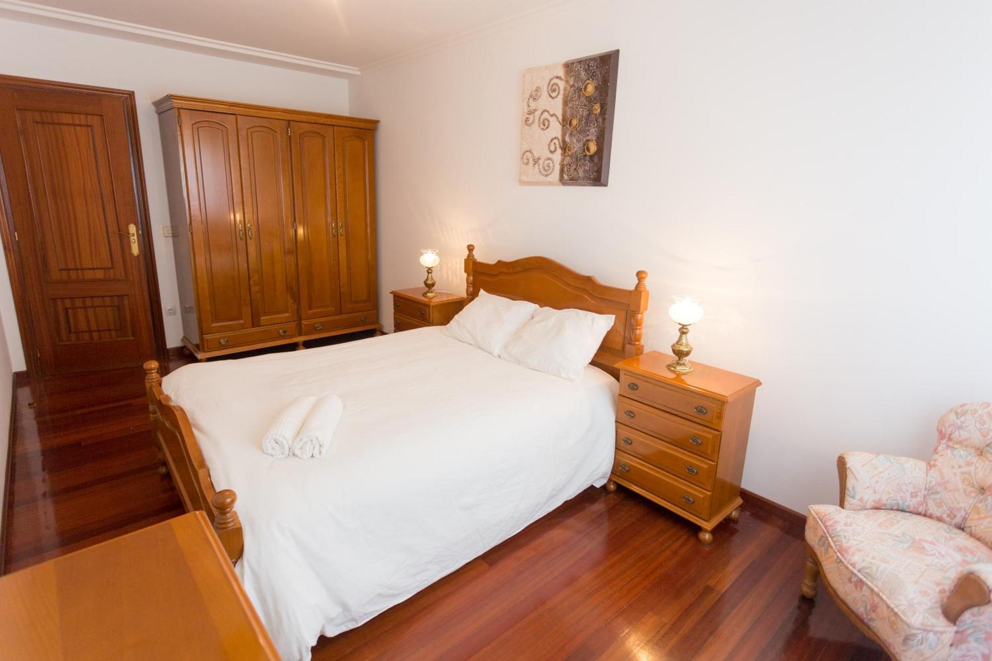 Disfruta De Melide En Este Amplio Apartamento Zewnętrze zdjęcie